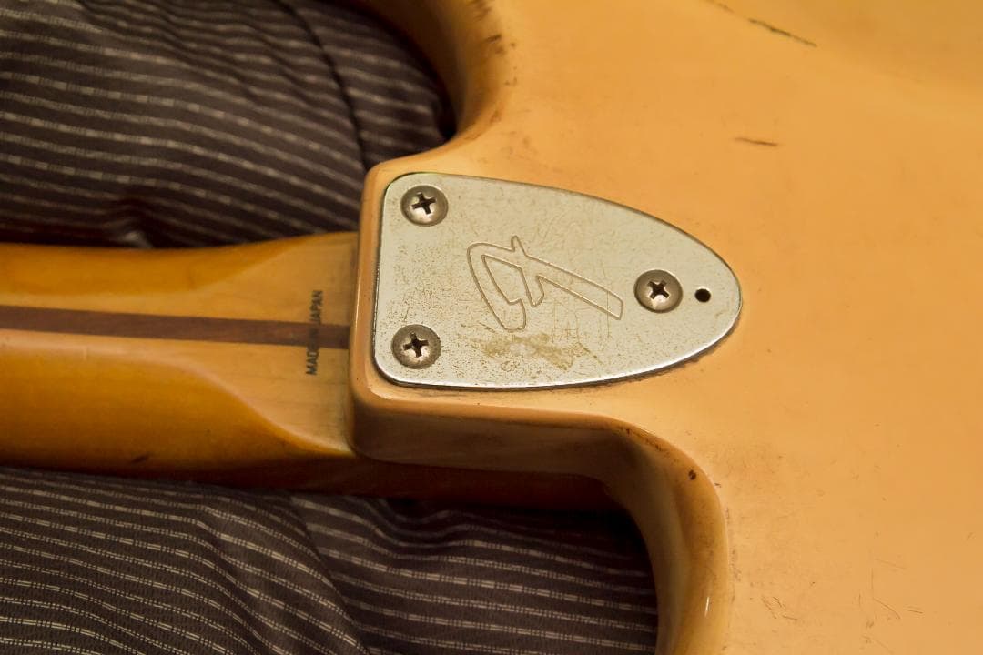 ギター Fender Japan Stratocaster