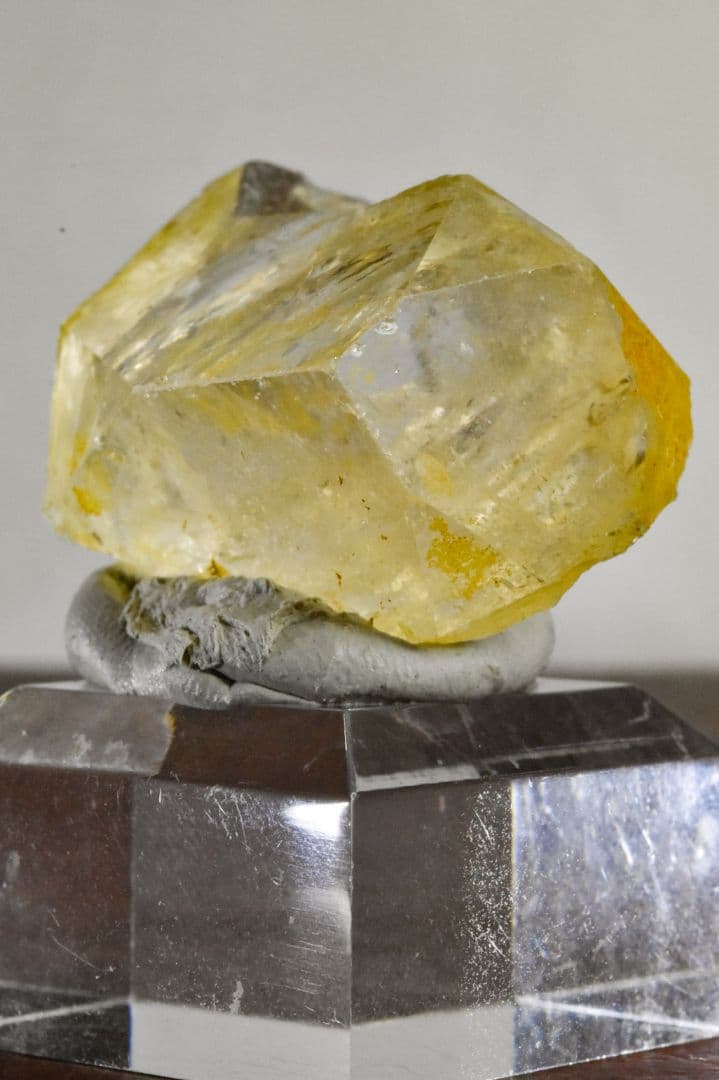 ガネーシュヒマール ヒンドゥン産 変形？水晶