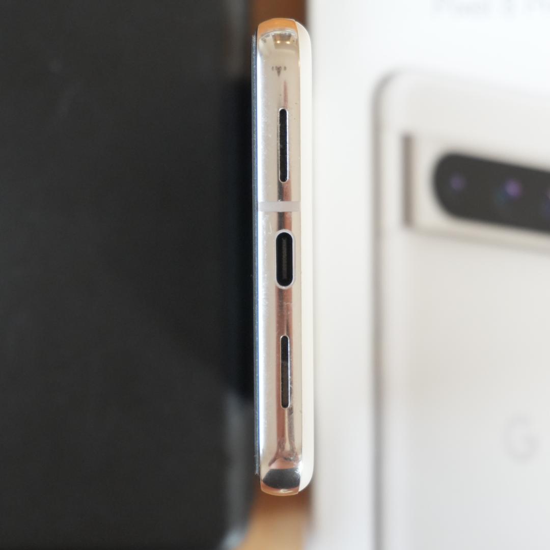 【美品】Pixel 8 Pro 256GB Porcelain Simフリー