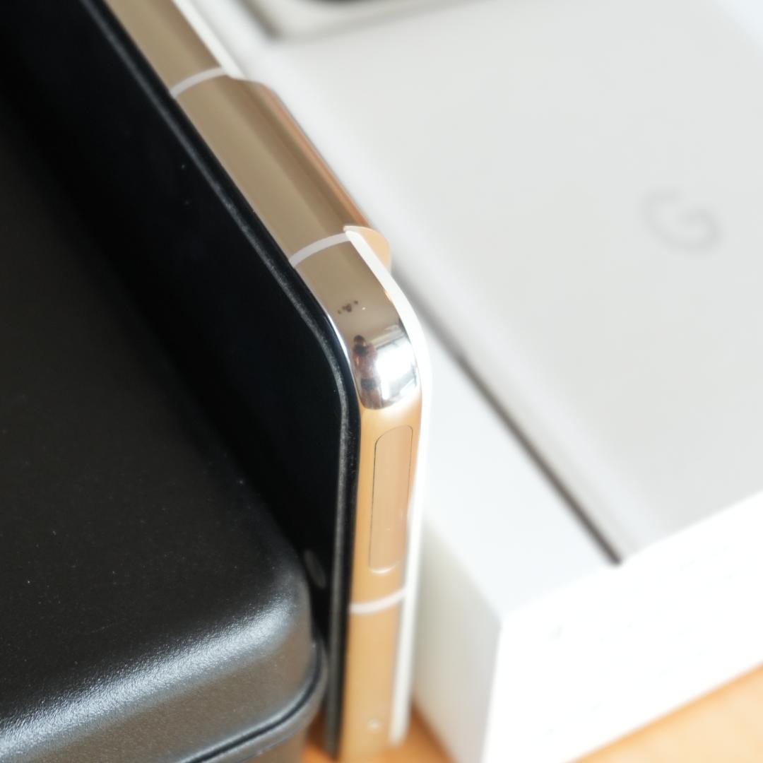 【美品】Pixel 8 Pro 256GB Porcelain Simフリー
