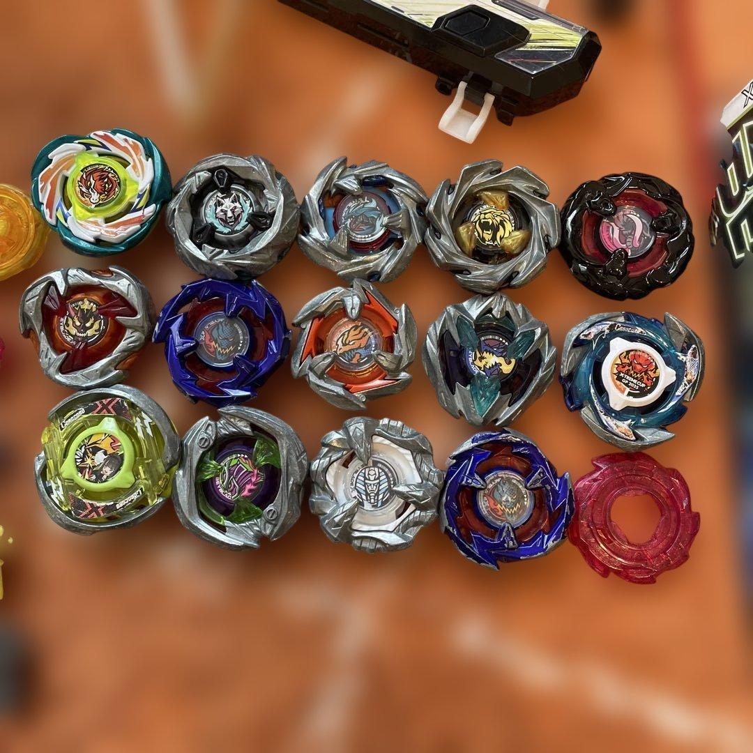 ベイブレードx 引退品まとめ売り