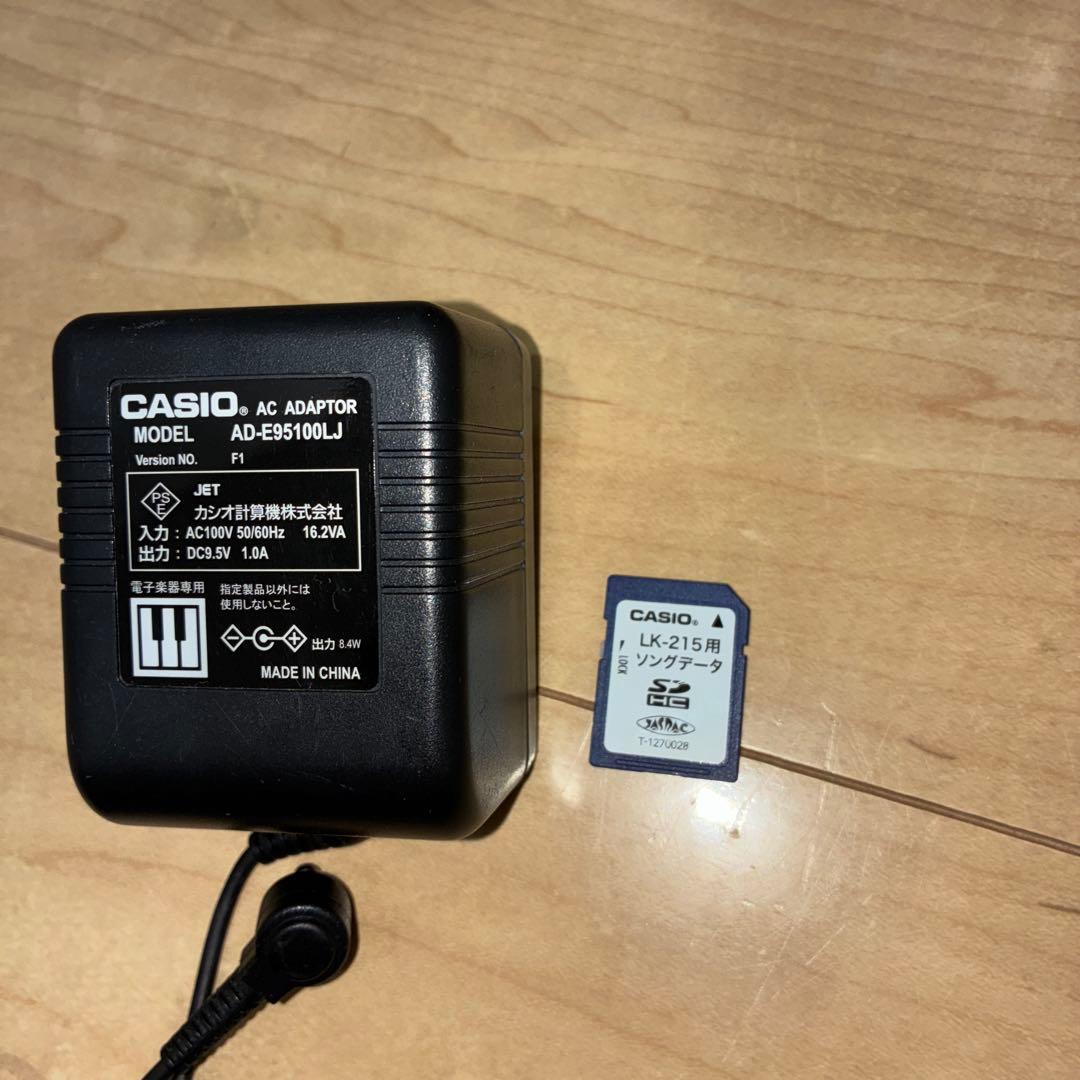 カシオ　電子キーボード　LK-215動作良好です　光キーボード！
