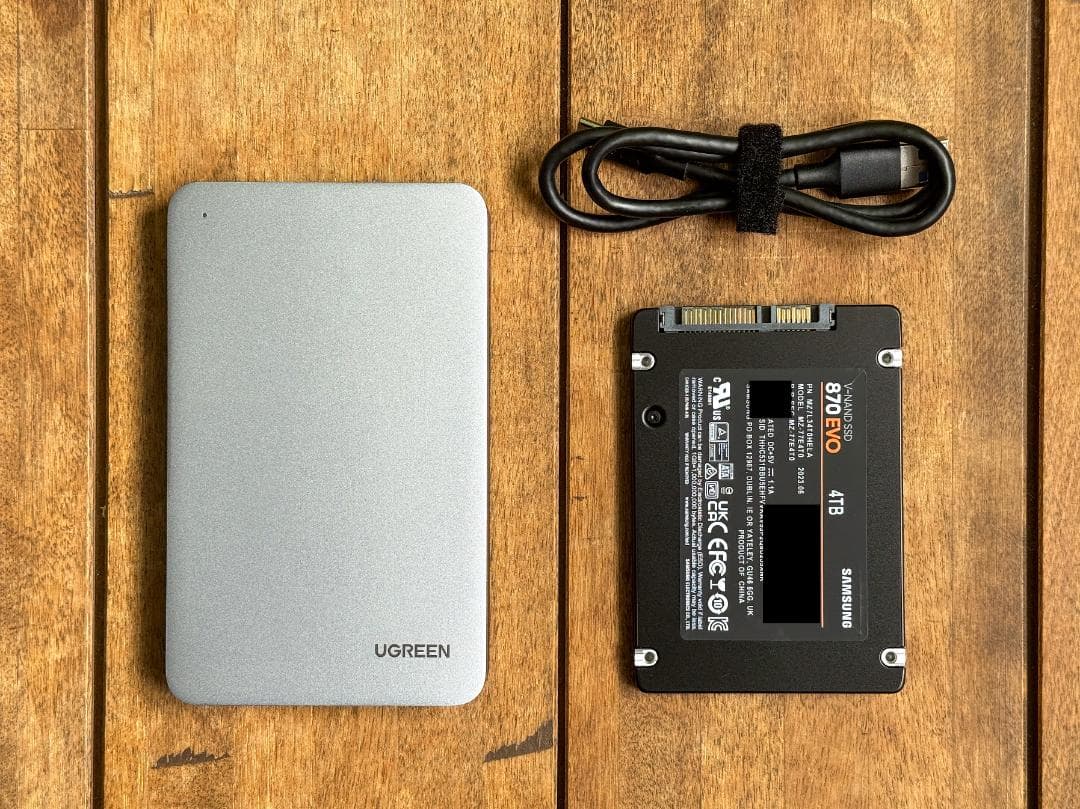 Samsung 870 EVO 4TB + UGREEN 外付けケース セット