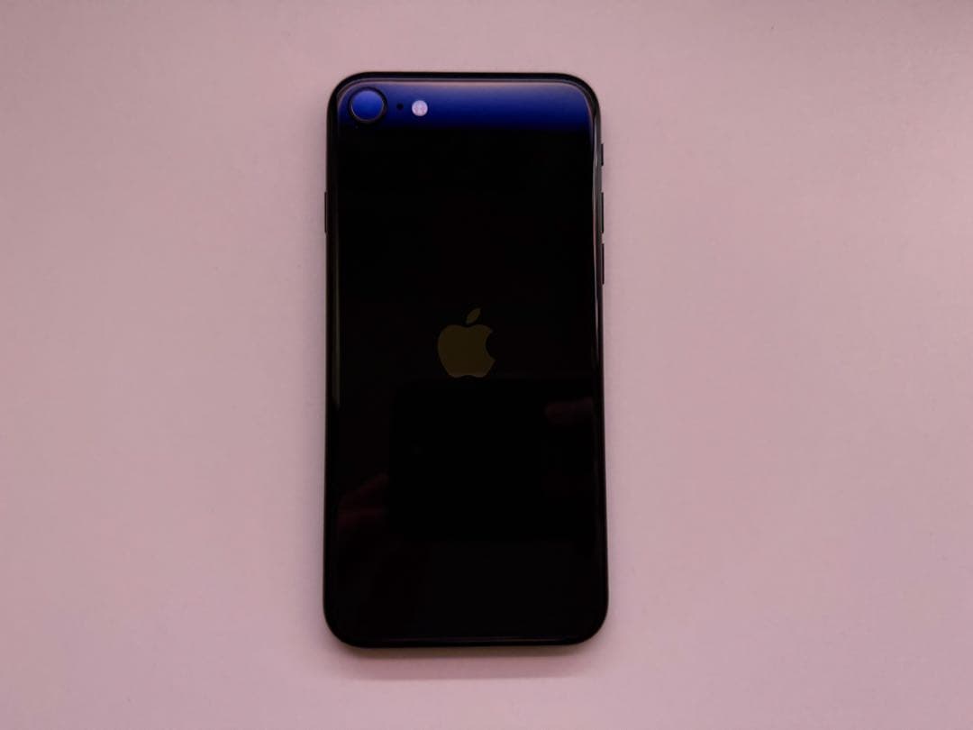 Apple iPhone SE3 ミッドナイト　64GB