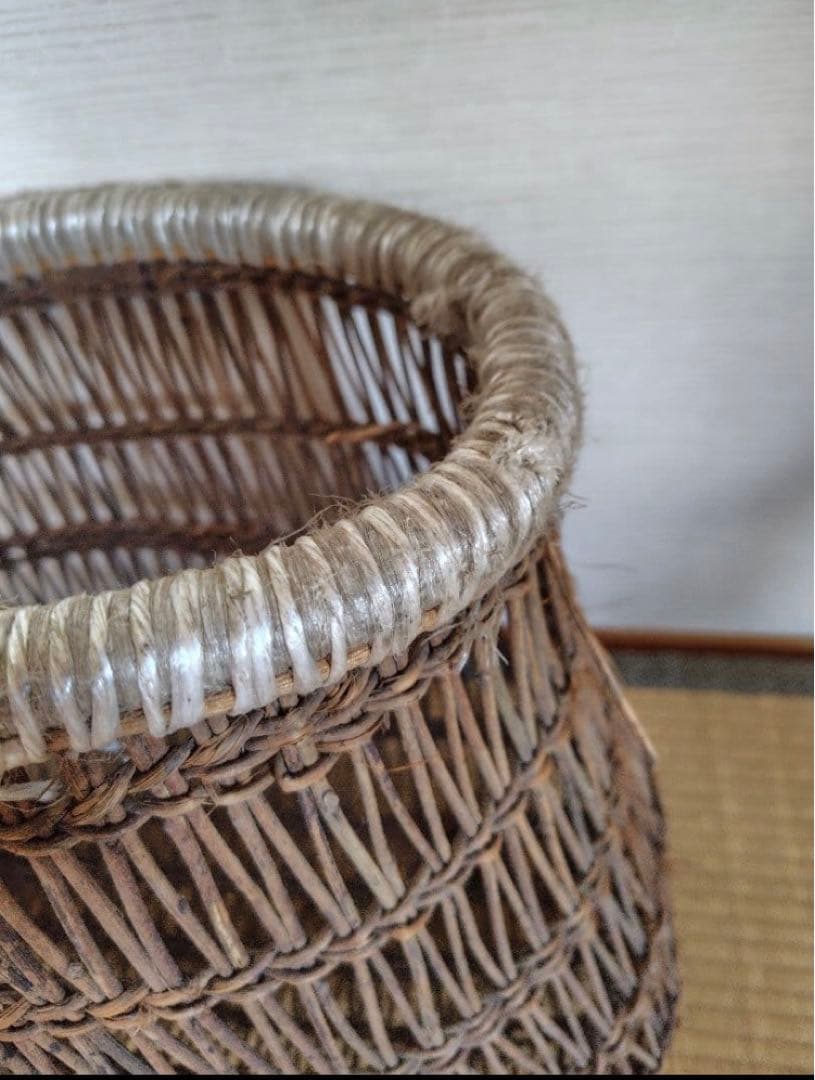 あけびの蔓かご　農具　古道具　手作り　花入れ　オブジェ　傘入れ
