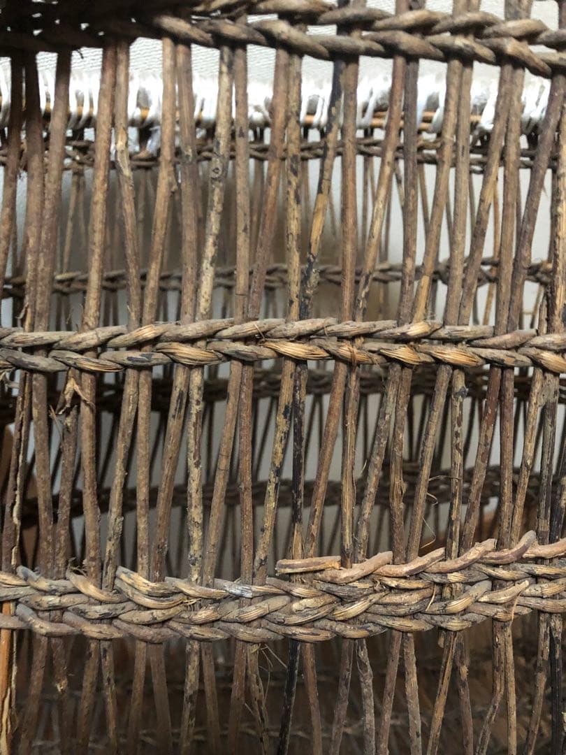 あけびの蔓かご　農具　古道具　手作り　花入れ　オブジェ　傘入れ