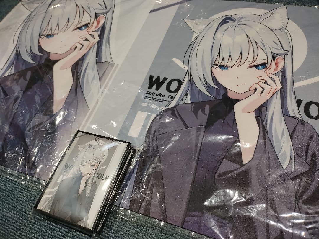 ブルアカ シロコテラー スリーブ プレマ プレイマット 白詰草
