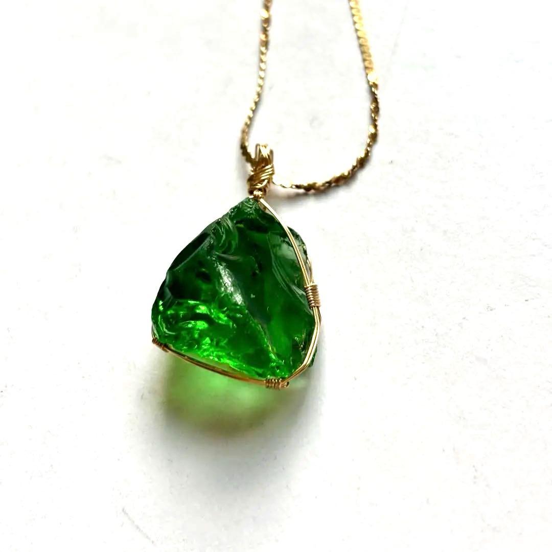 アンダラクリスタル原石（グリーン） ペンダントトップ