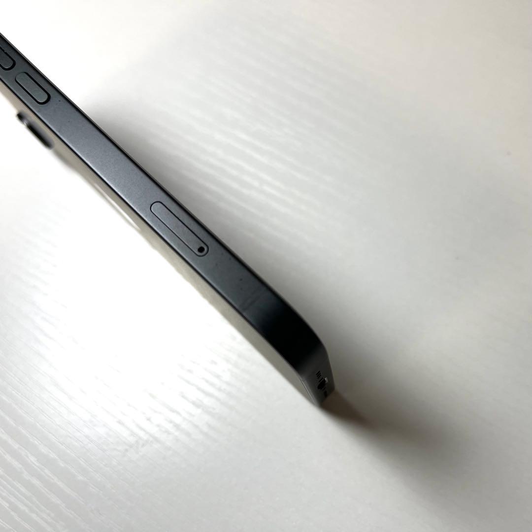 iPhone 16e (128GB) SIMフリー