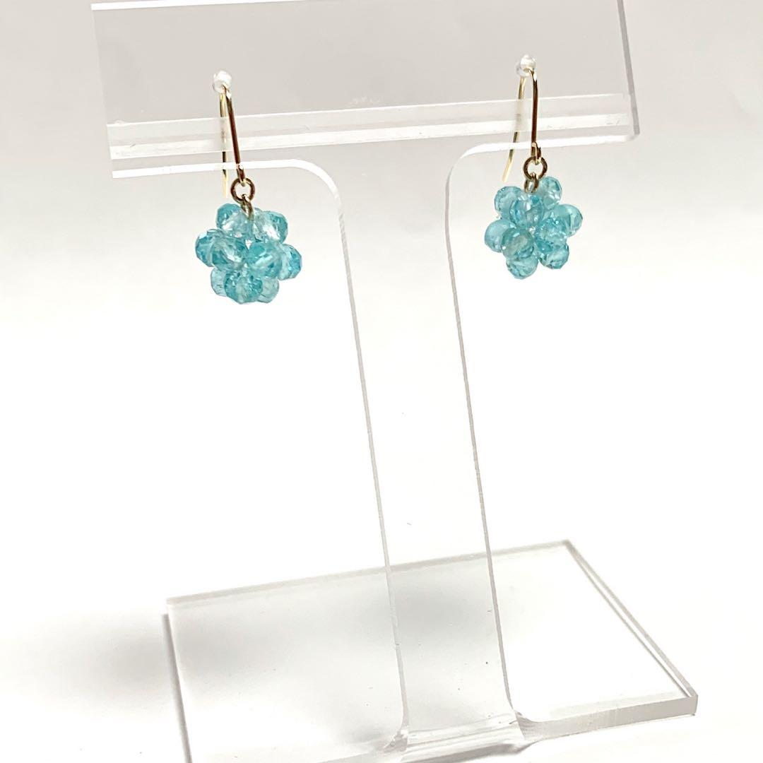 【Rtav】特価 K18 アパタイト フラワーキューブ型 フックピアス