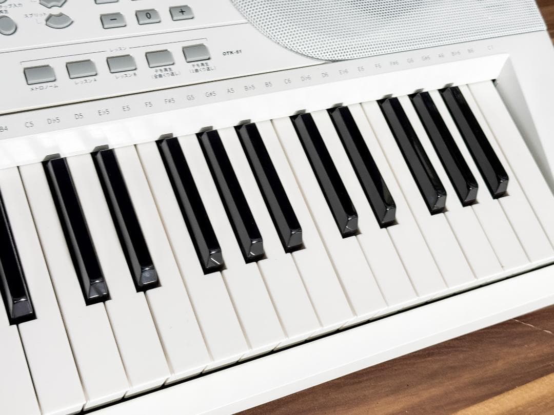 【美品＆付属品完備】oneton OTK-61S 電子キーボード ヘッドホン付き