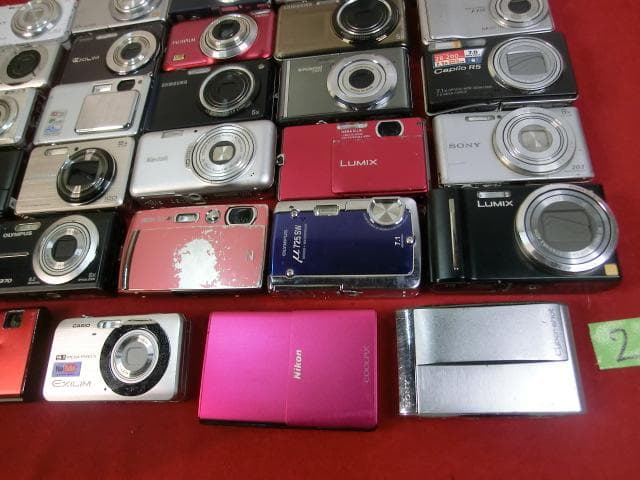 2：Nikon・CASIO・FUJIFILM 他～　デジカメ　計29点　ジャンク