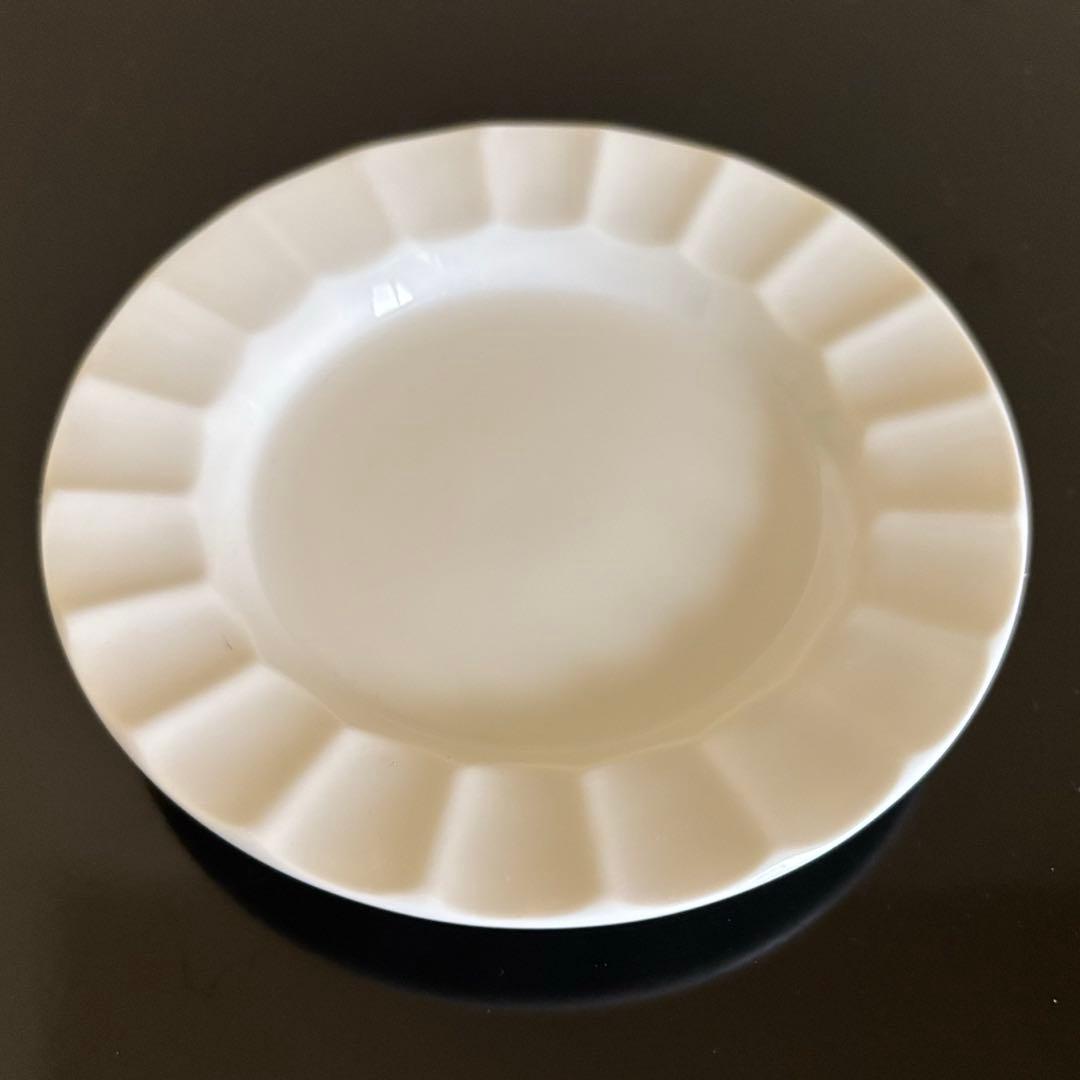 ロイヤルコペンハーゲン 白磁 輪花 小皿 12.5cm 9枚セット