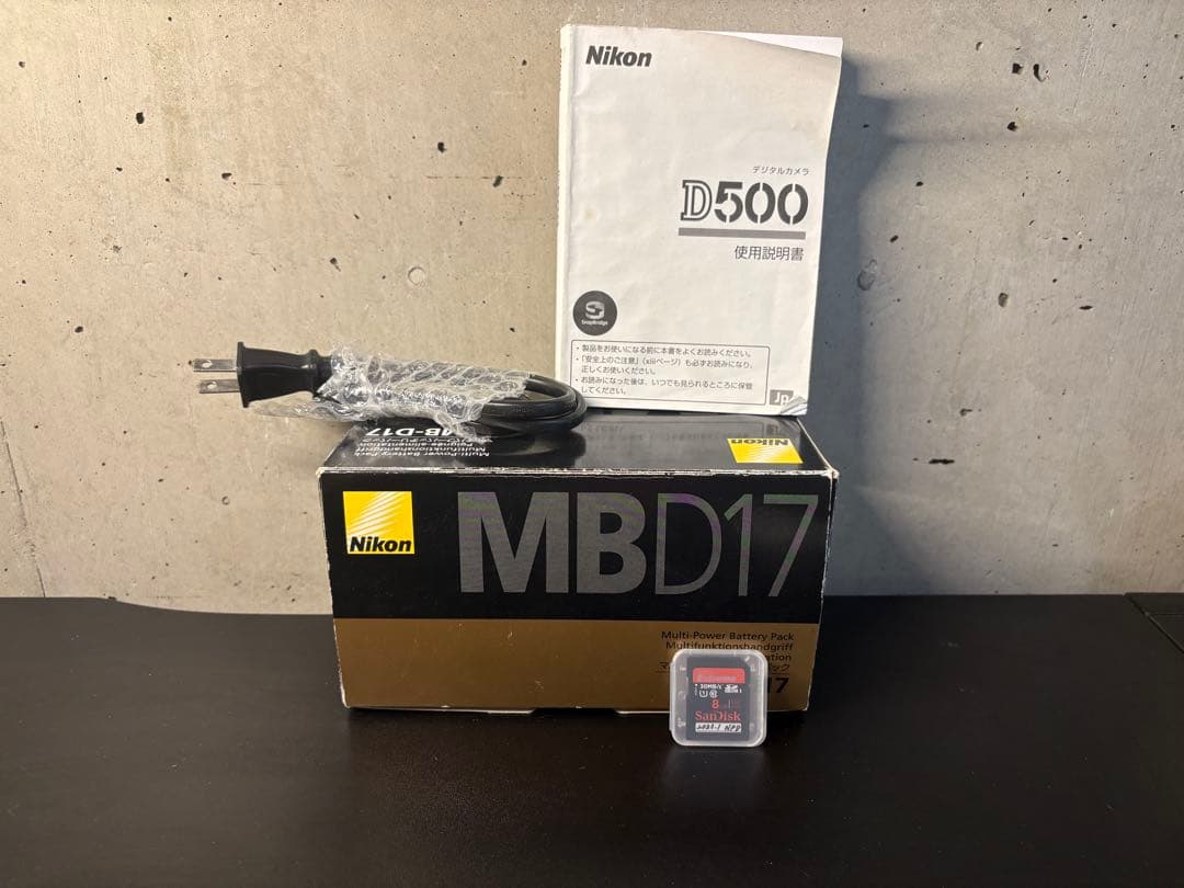 Nikon D500 ボディ（箱なし）