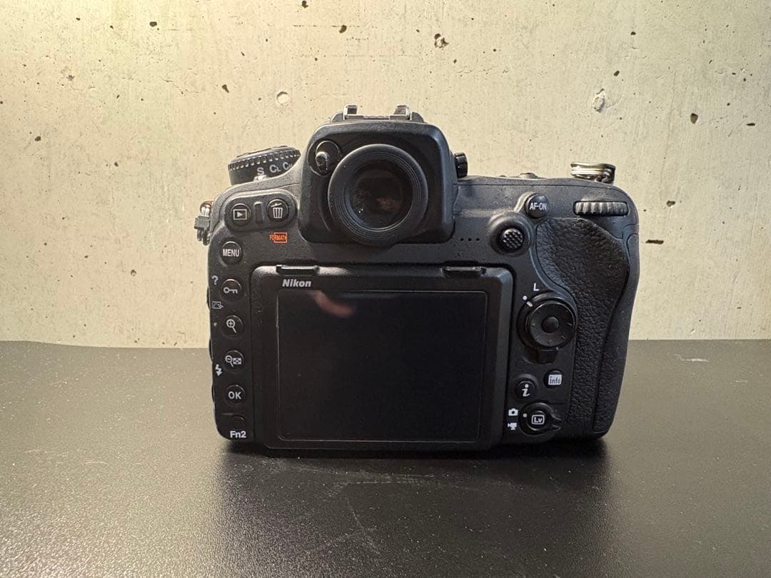 Nikon D500 ボディ（箱なし）