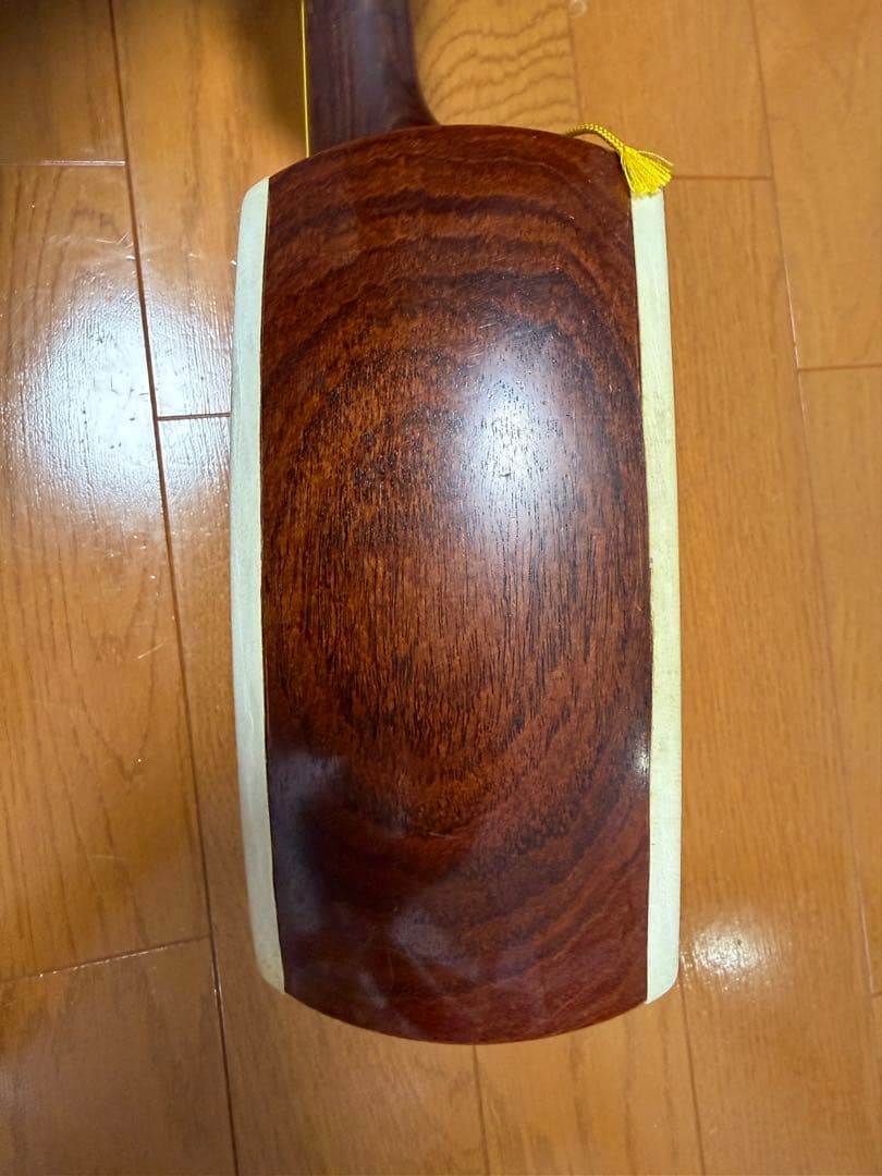 【三味線 ハードケース付き 和楽器】