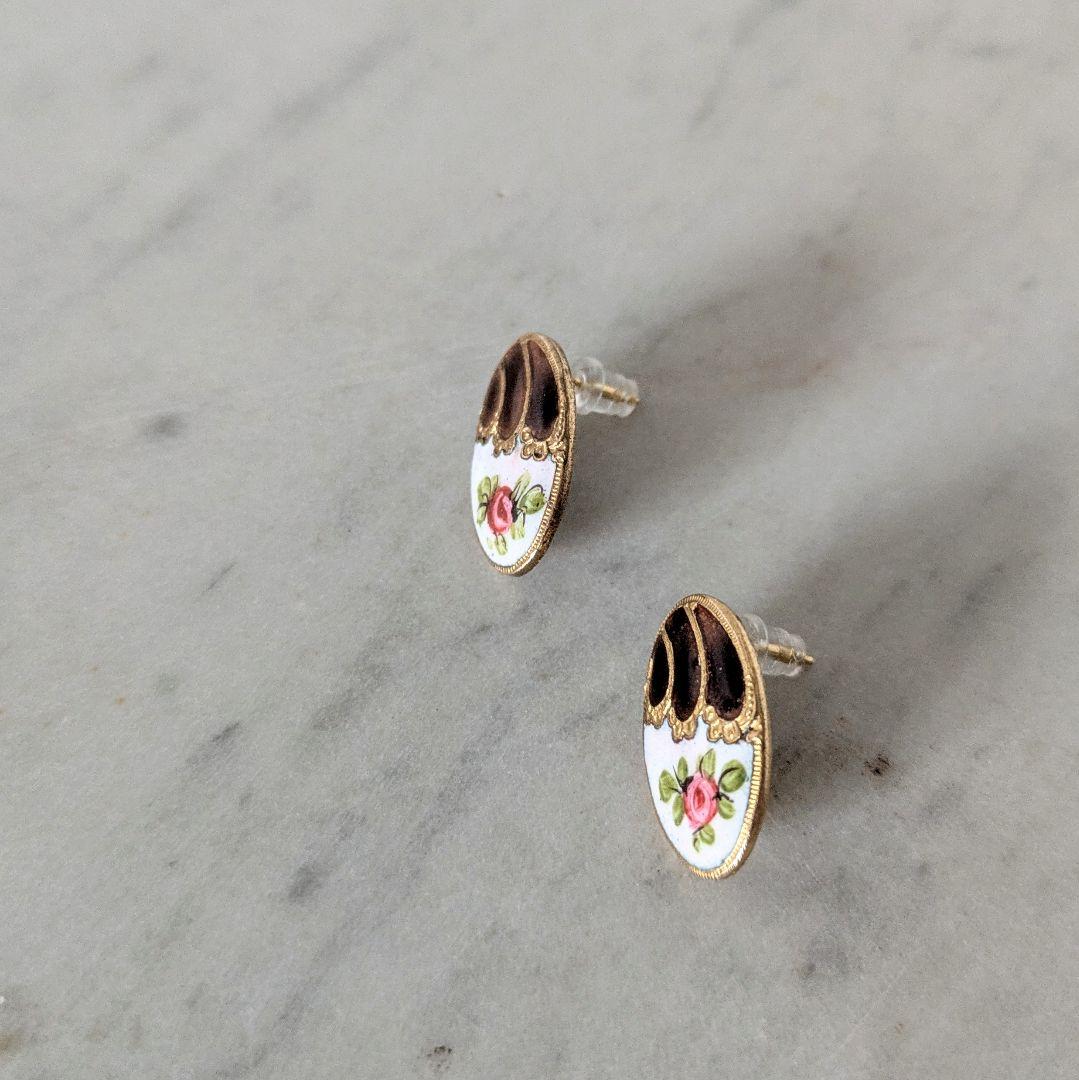 No.1163　専用出品　エマイユボタンピアス１点