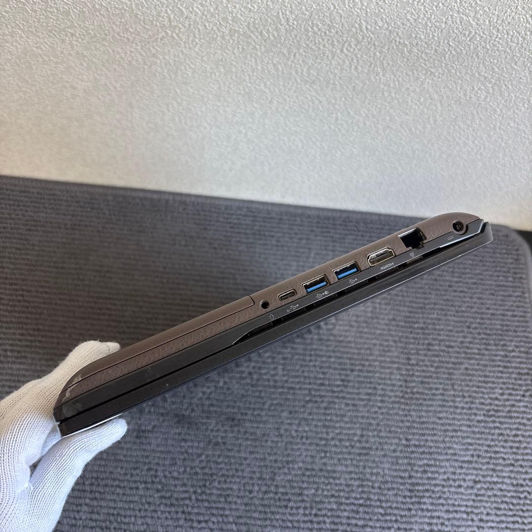 富士通lifebook AH55/D1 i7-8565U メモリ4GB