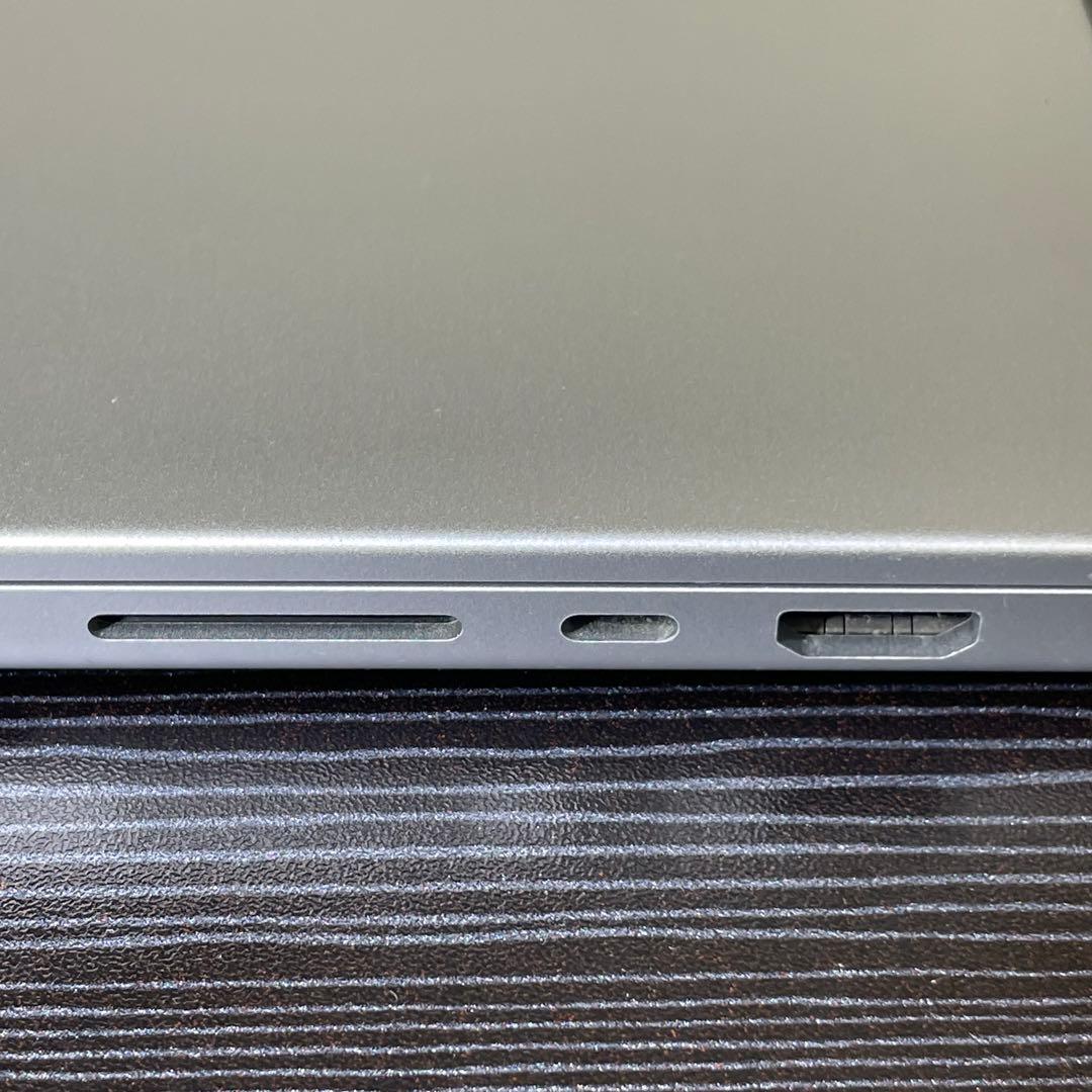 MacBook Pro （M1 Pro）2021 14インチ 特典つき