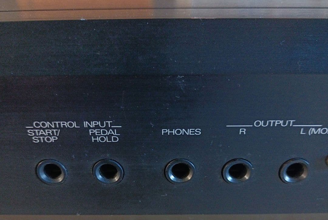 Roland D-10 シンセサイザー 61鍵盤