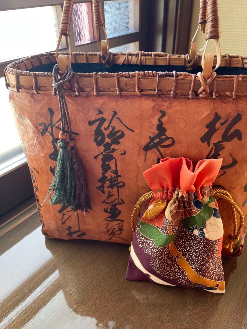 一閑張りかごバック