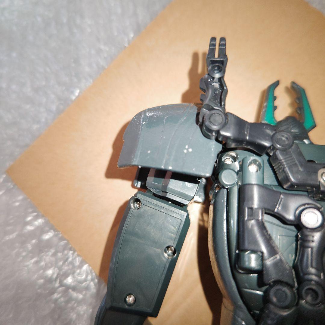 ビーファイターカブト　クワガタイタン　フィギュア　シール未使用　現状品