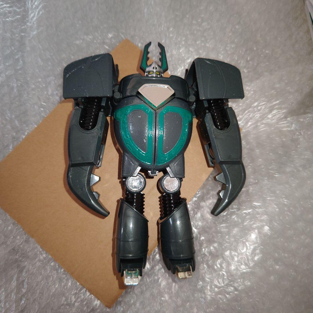ビーファイターカブト　クワガタイタン　フィギュア　シール未使用　現状品