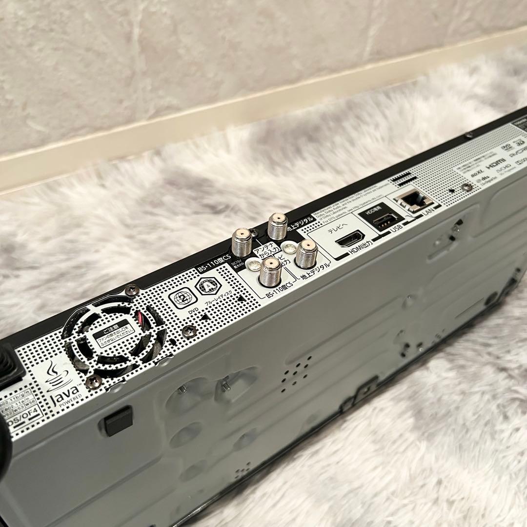REGZAブルーレイ DBR-W1007 HDD＆BDレコーダー 2番組同時録画