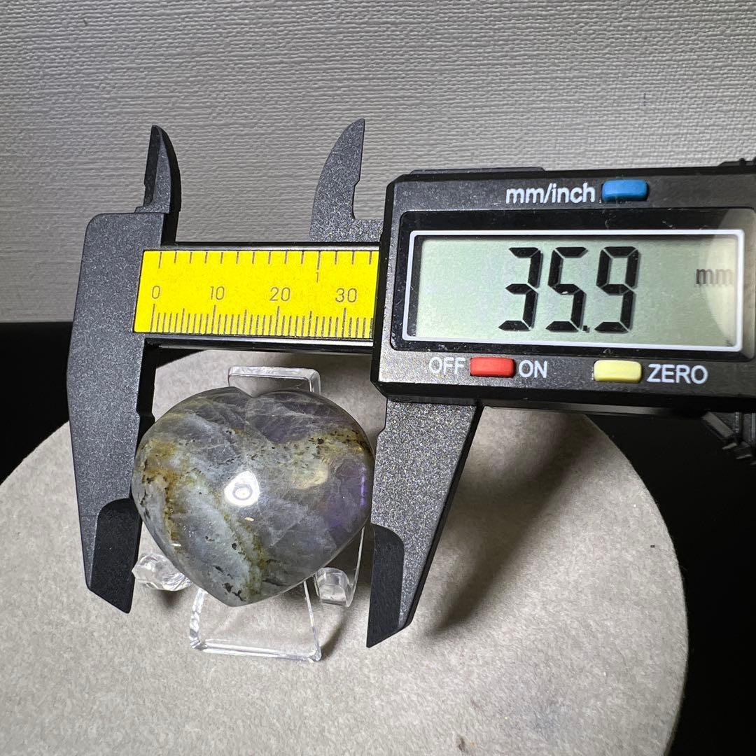 ナツナギお取り置き　希少色　ハート　ラブラドライト　握り石