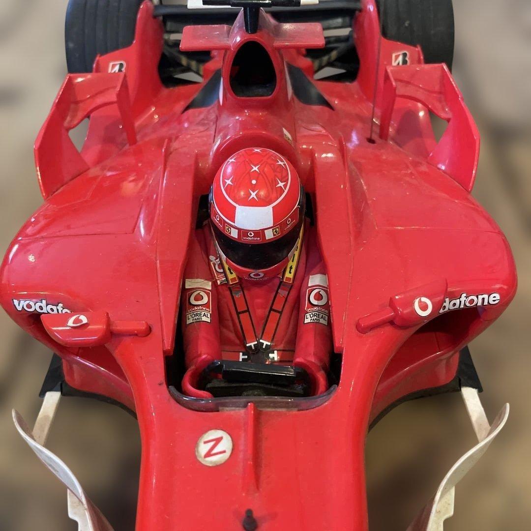 Ferrari F2005 ミハエル・シューマッハ 1/18 Mattel