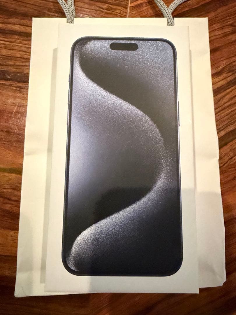 iPhone15promax 256GB simフリー　ブルーチタニウム
