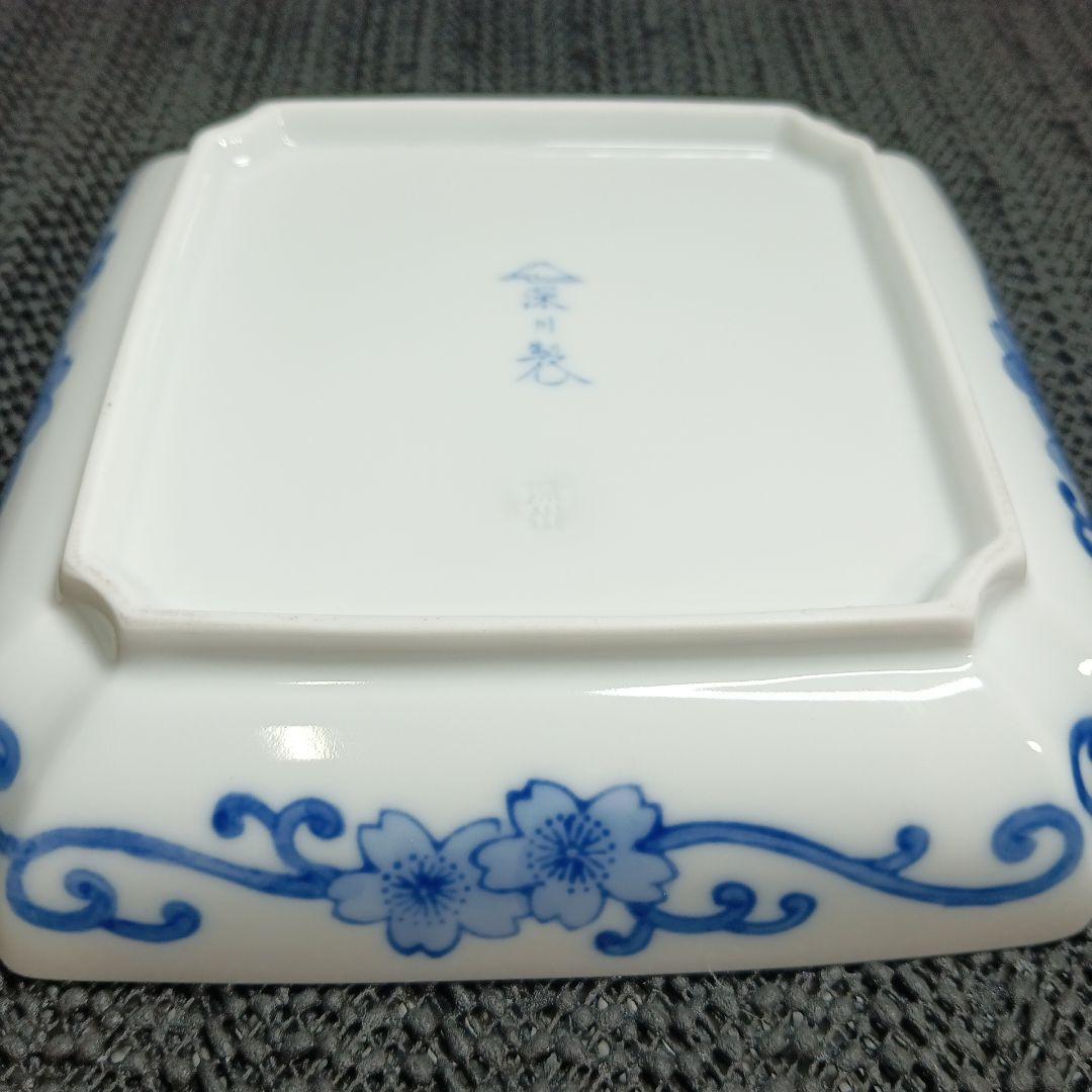 深川製磁 有田磁器 コレクション 金襴手牡丹唐草 角5号 飾皿