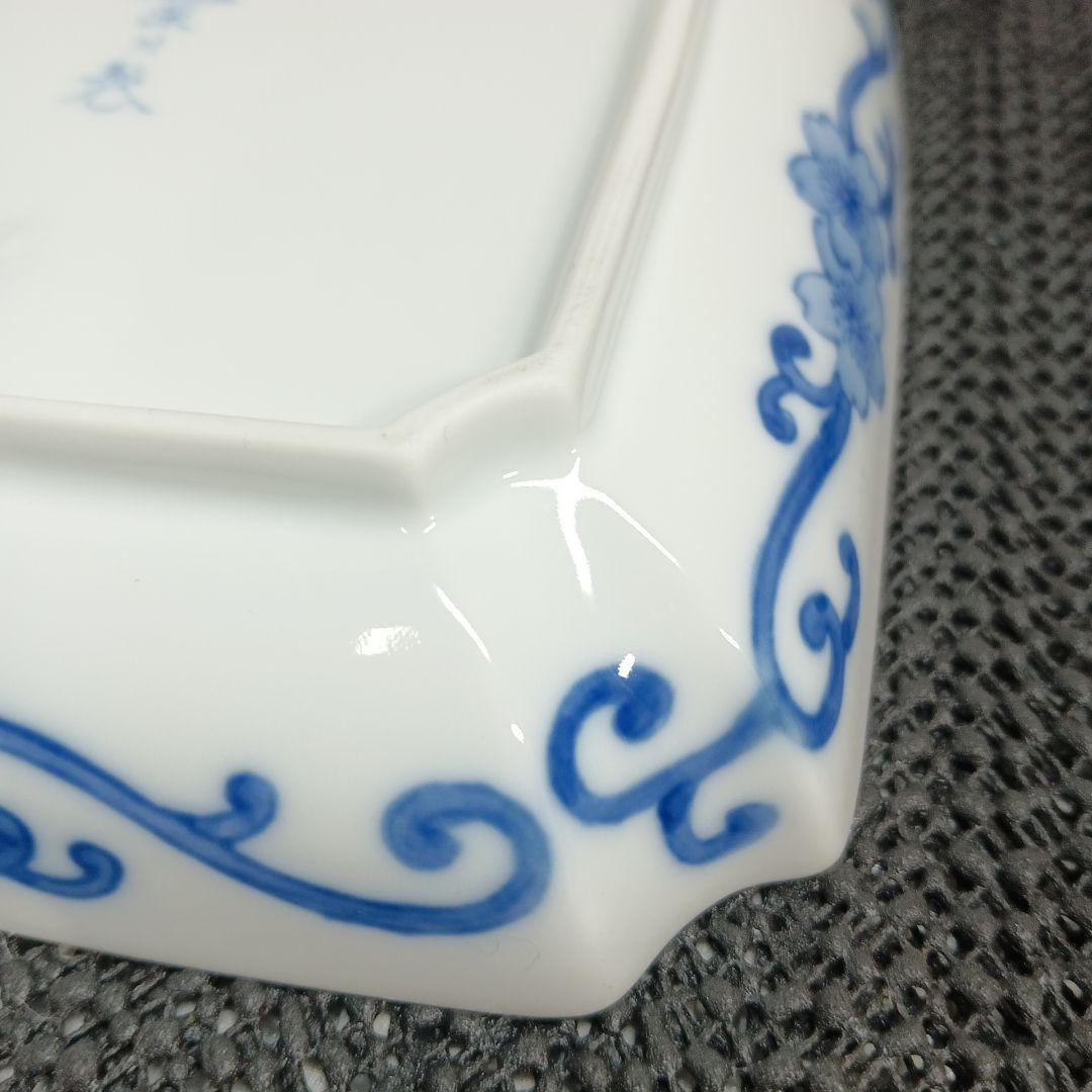 深川製磁 有田磁器 コレクション 金襴手牡丹唐草 角5号 飾皿