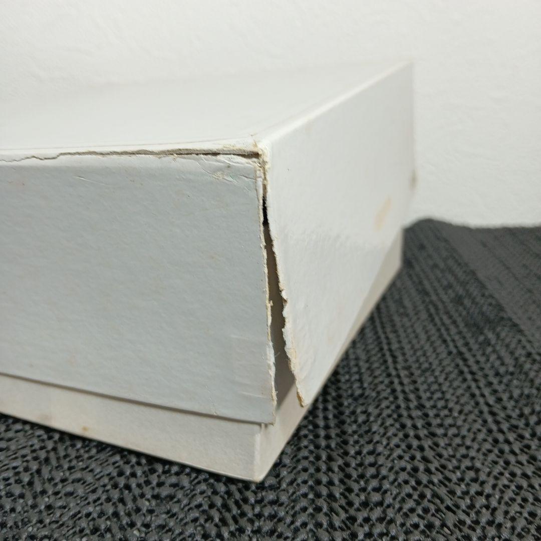 深川製磁 有田磁器 コレクション 金襴手牡丹唐草 角5号 飾皿