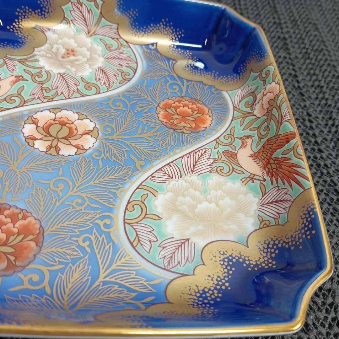 深川製磁 有田磁器 コレクション 金襴手牡丹唐草 角5号 飾皿