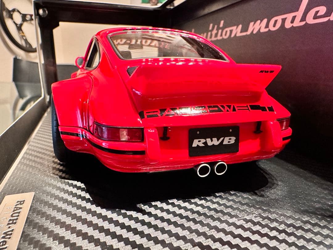 RWB930 Backdate 1/18 イグニション赤