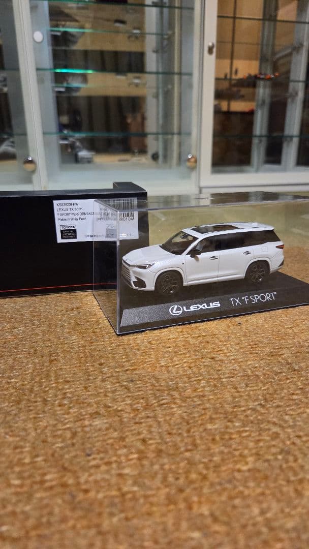 1/43 京商 レクサス TX 500h F スポーツ Performance