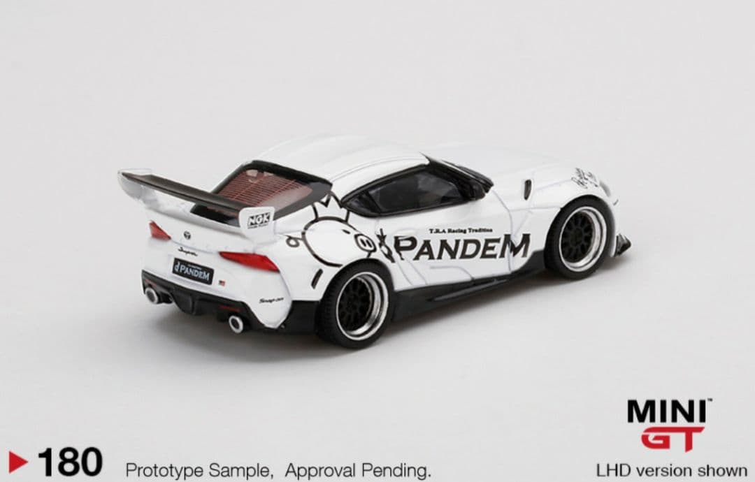 MINIGT PANDAM トヨタ GR スープラ