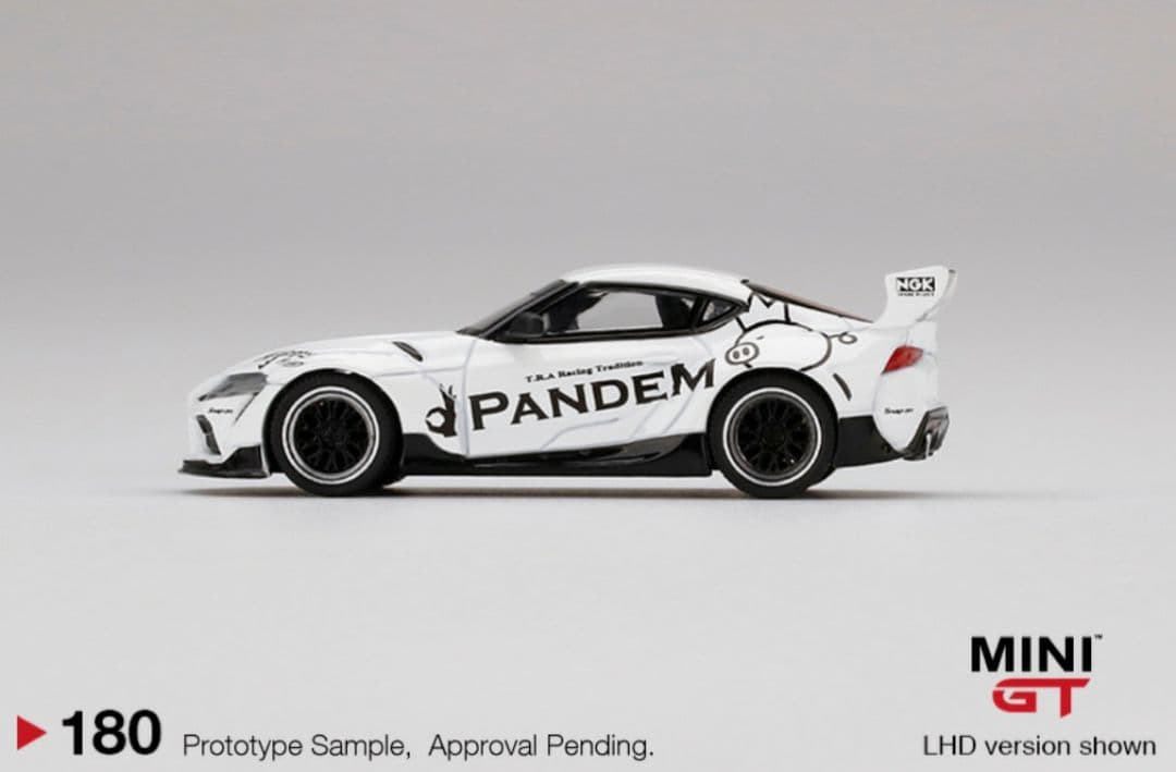 MINIGT PANDAM トヨタ GR スープラ