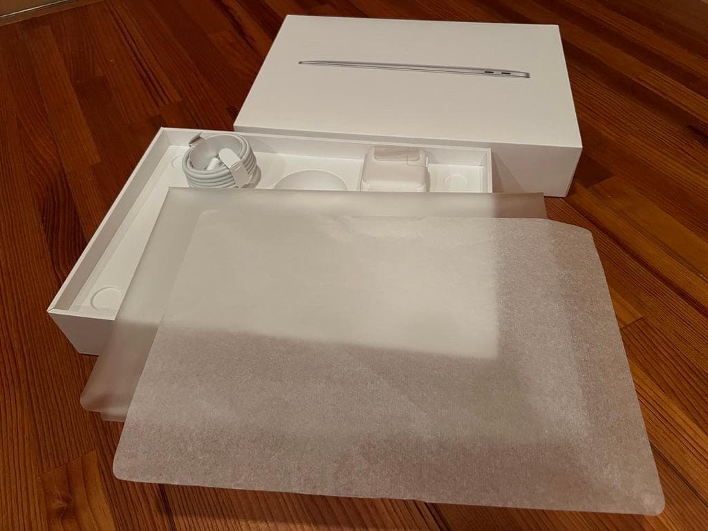 (傷なし美品）M1 MacBookAir US配列 13.3 8GB/256GB