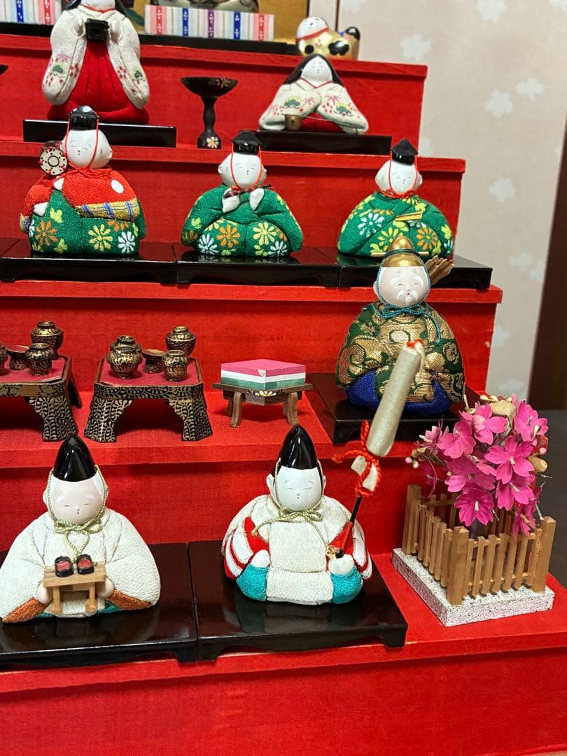 昭和初期　名人吉野喜代二作　木目込み雛15人揃い段飾り　共箱付
