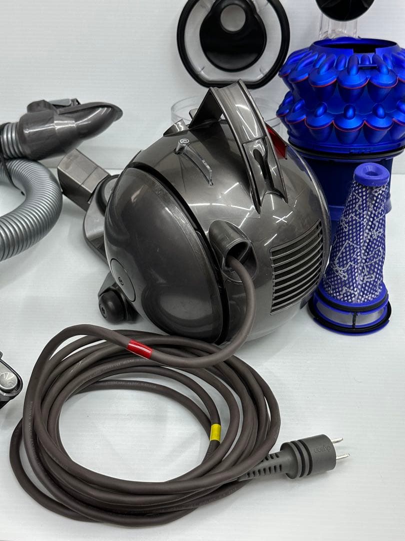 動作保証品　美品　ダイソン　CY24 掃除機　本体　ホース ダストケース付き