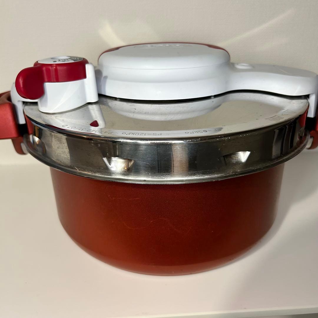 Tefal 圧力鍋 赤