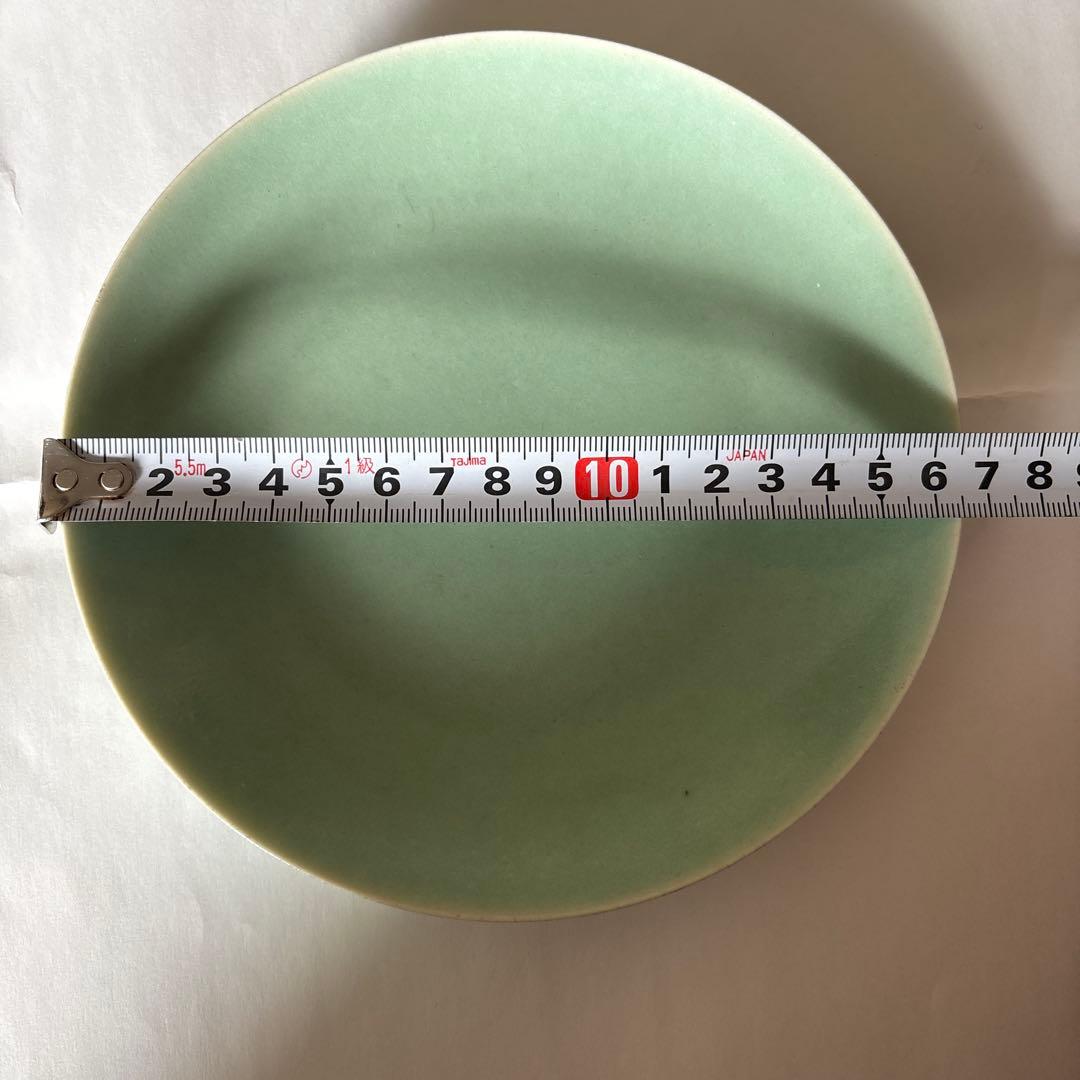 青磁皿　大清乾隆年製　16.5cm