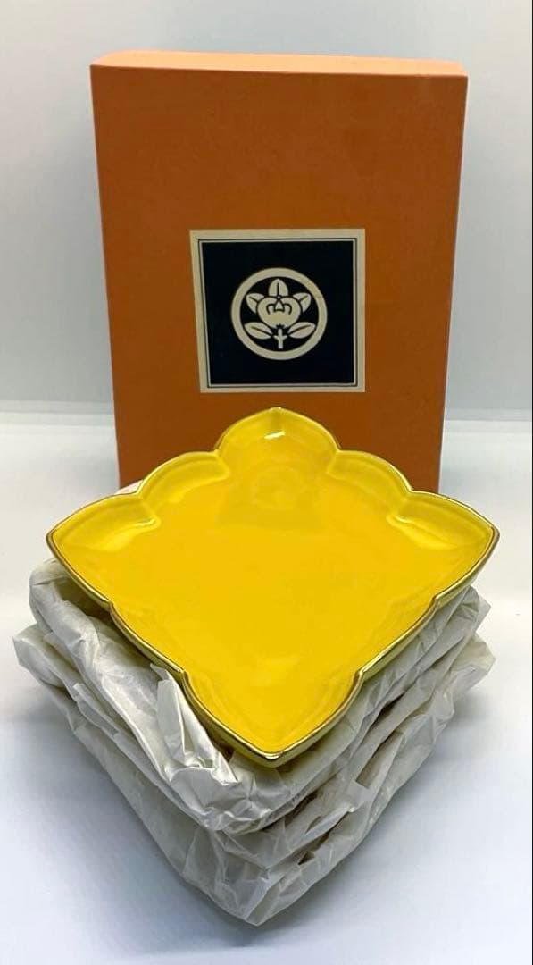 FNCたち吉　ダイヤモンド型　菱形　黄色銘々皿　5枚セット