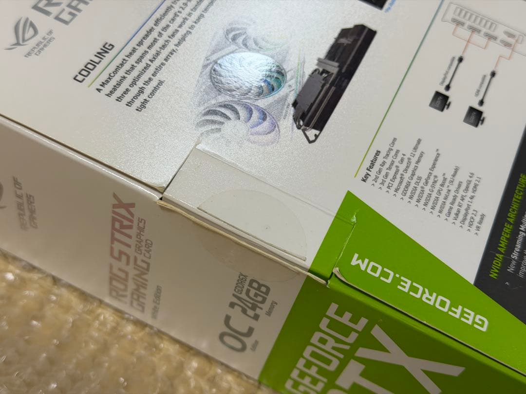 グラフィックボード・グラボ・ビデオカード ROG-STRIX-RTX3090-O24G-WHITE