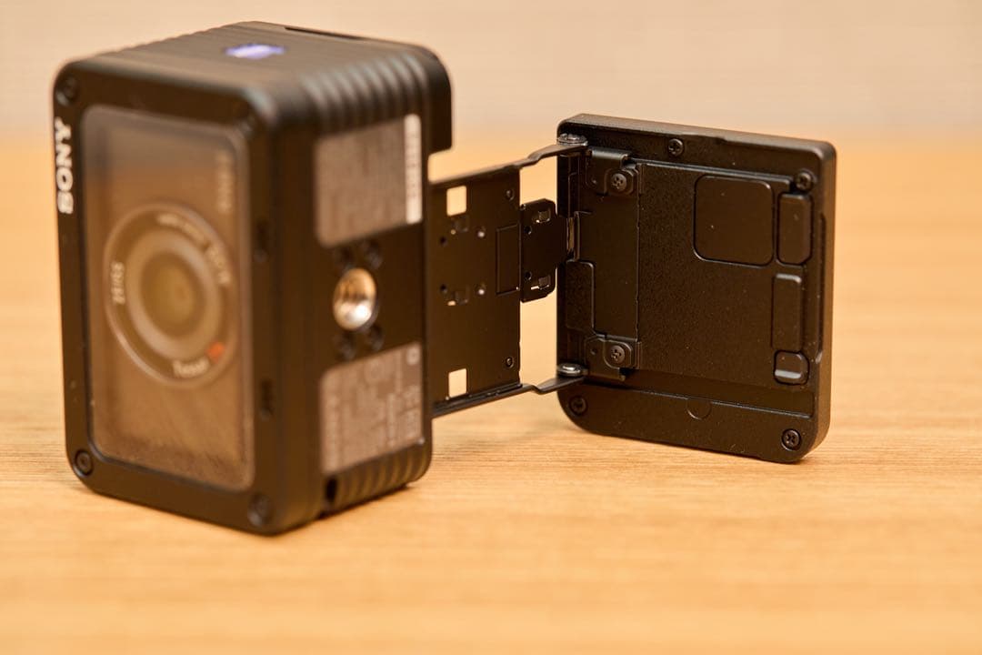 デジタルカメラ SONY DSC-RX0M2