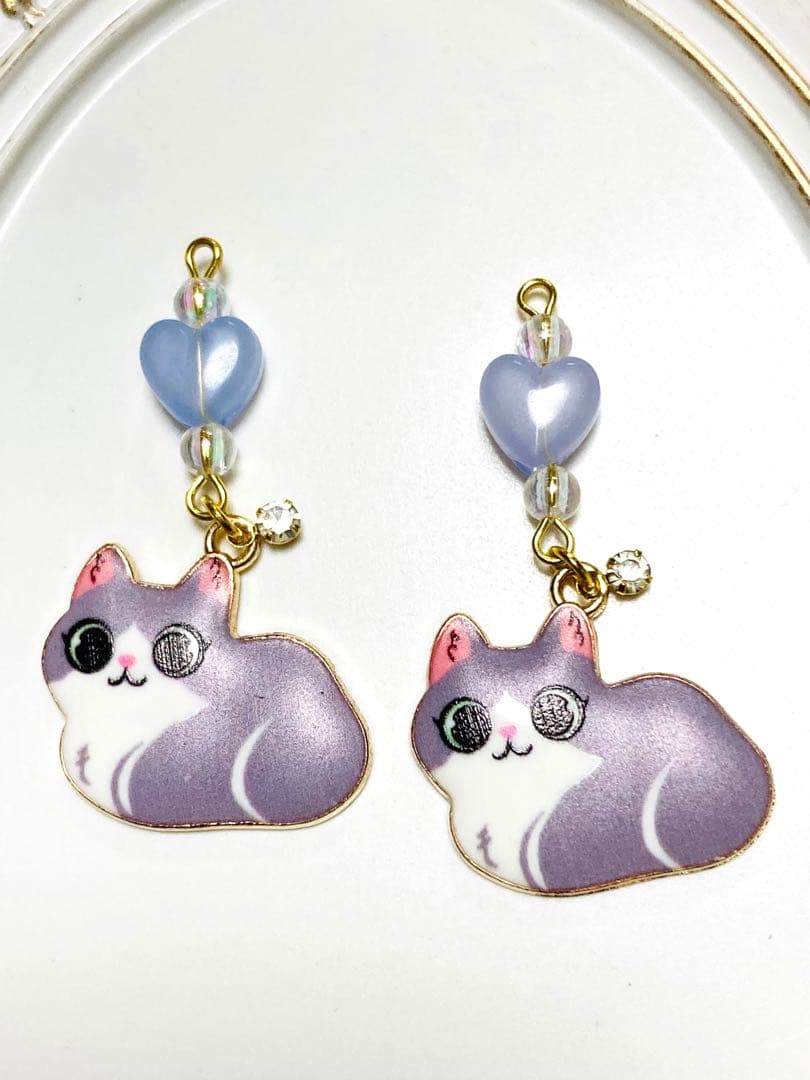 ハンドメイド　〈ピアス/イヤリング/チャーム〉No.2931