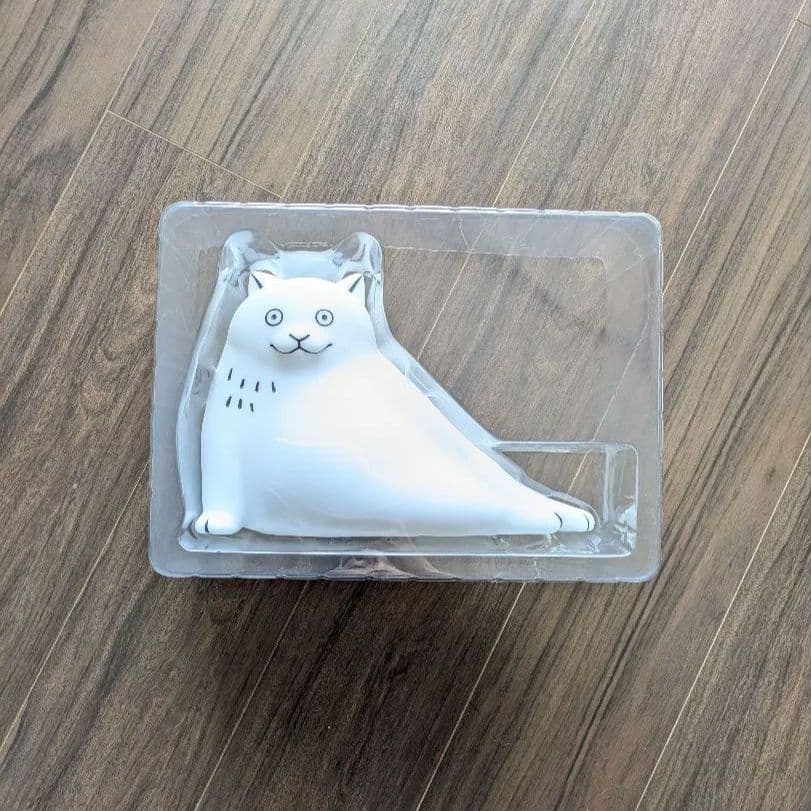 【新品未使用】THE BIG WHITE CAT WITH LAMP