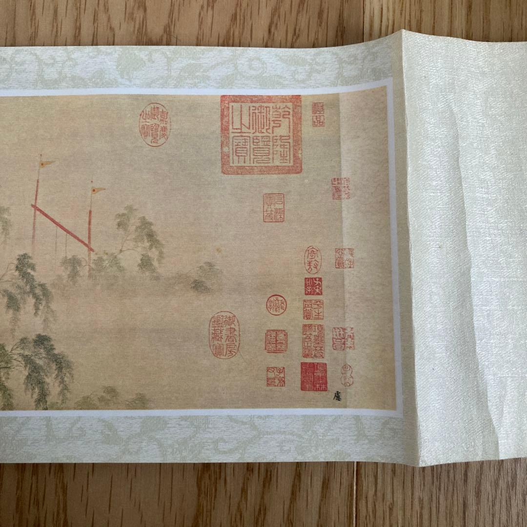 明　仇英漢宮春暁　巻物　絵巻